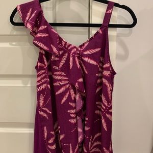 Fun and flirty floral tank top